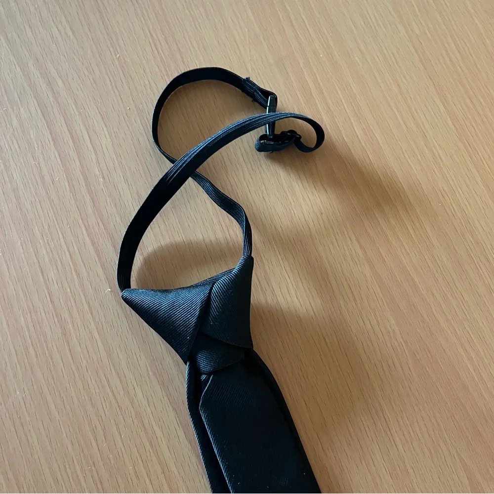 H&M Solid Black Kids Tie Elastic on Neck 12
